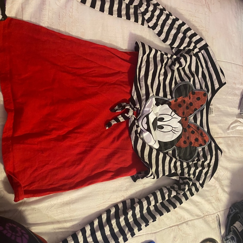 Disney minnie mouse top